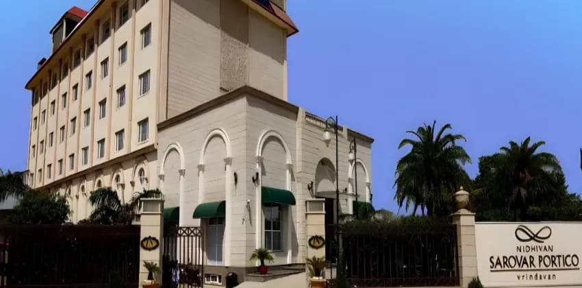Nidhivan Sarovar Portico, Vrindavan